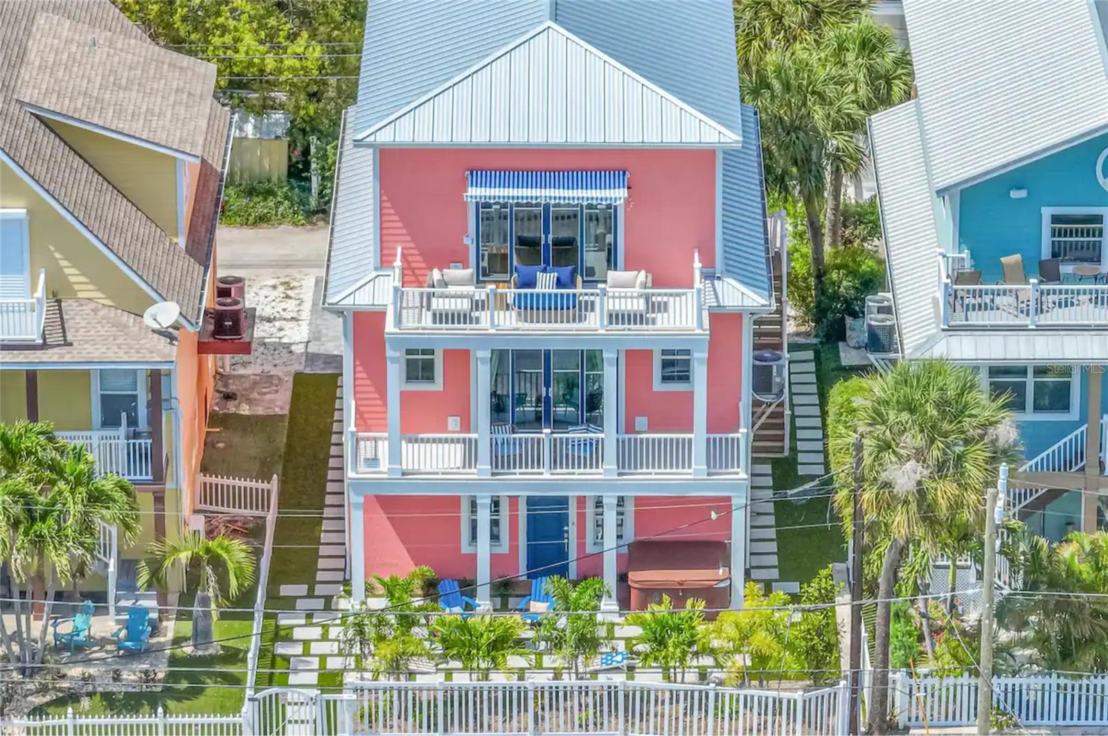 Essex Ave, Gulfport, FL 33707