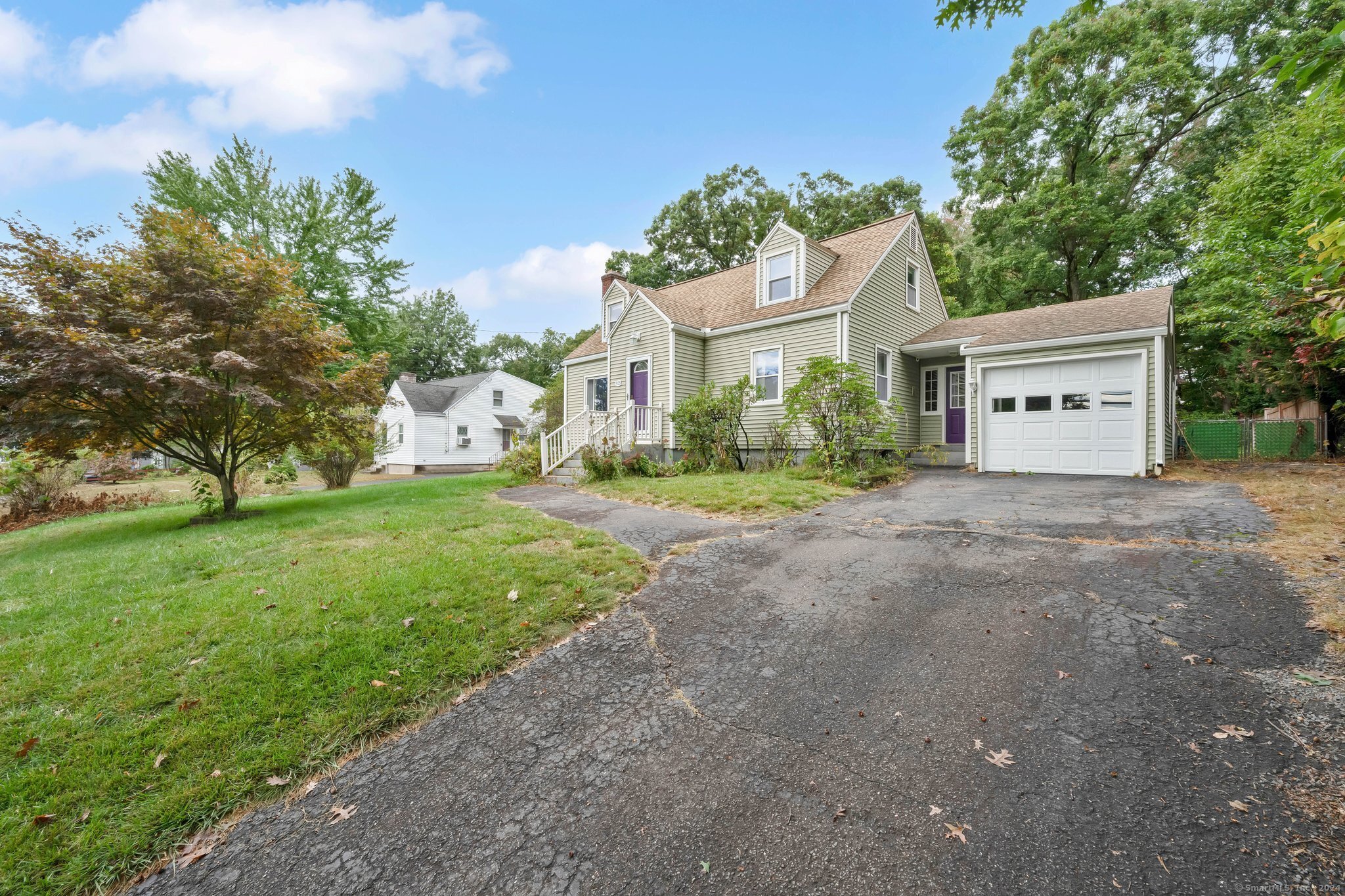 Matianuck Ave, Windsor, CT 06095