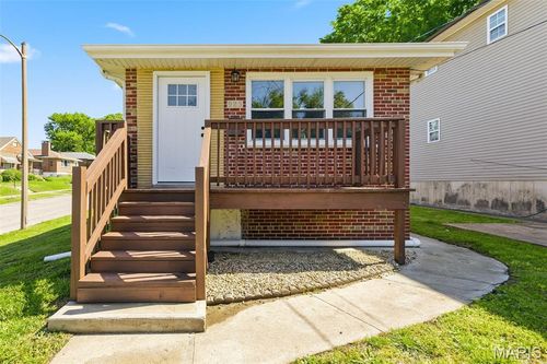 925 Iron St, Saint Louis, MO, 63111-2645 | Card Image