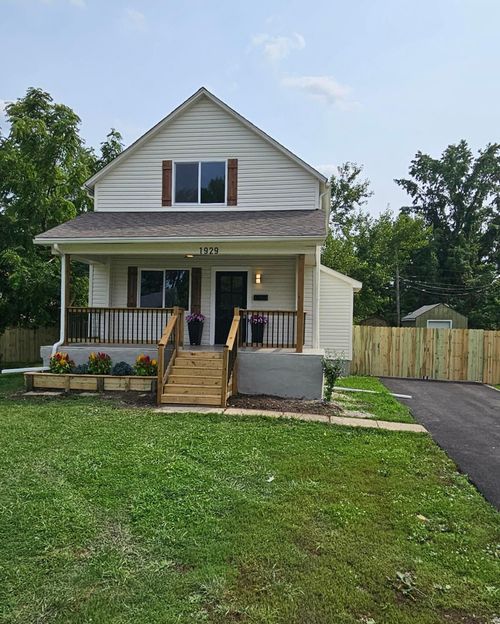 1929 Dunbar Dr, Columbus, OH, 43224-3680 | Card Image