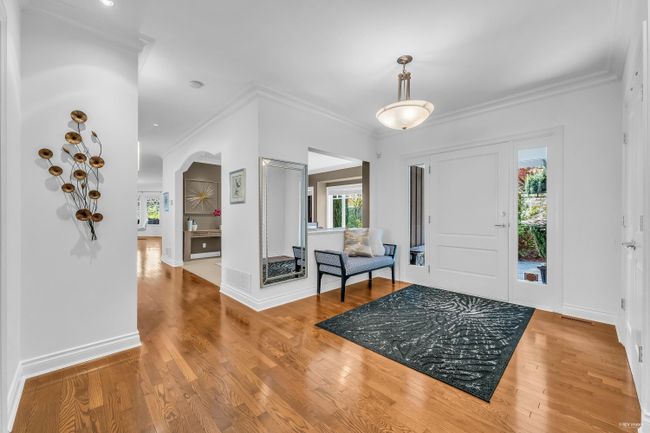 4683 Decourcy Court, House other with 4 bedrooms, 2 bathrooms and 4 parking in West Vancouver BC | Image 4