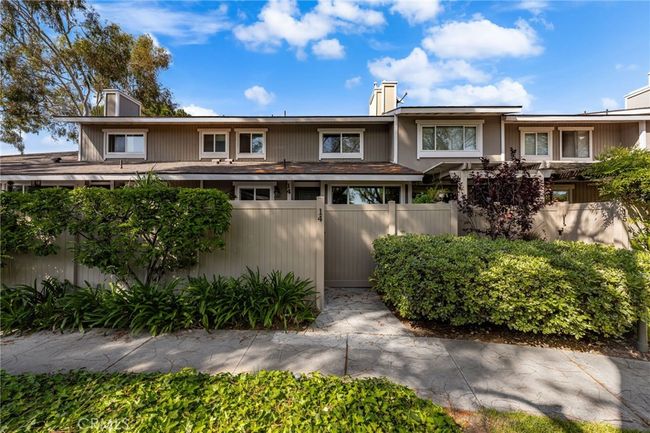 UNIT-14 - 3110 E Palm Dr, Townhouse with 3 bedrooms, 3 bathrooms and 2 parking in Fullerton CA | Image 33