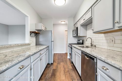 1711 Summit Pointe, Scranton, PA, 18508-1036 | Card Image