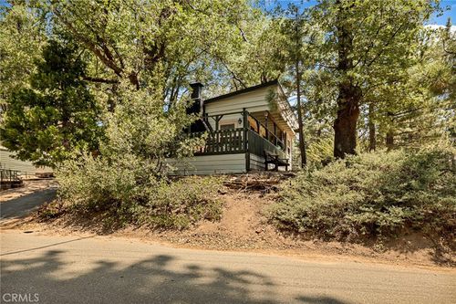 33400 Bluebird Dr, Green Valley Lake, CA, 92341 | Card Image