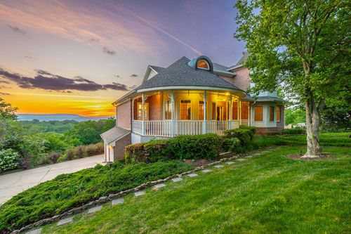 817 Harris Dr, Chattanooga, TN, 37412-4160 | Card Image