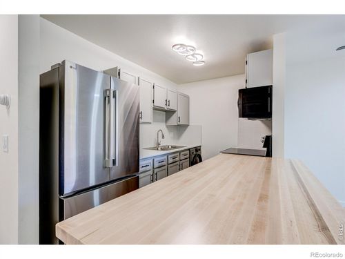 17-225 E 8th Ave, Longmont, CO, 80504-4655 | Card Image