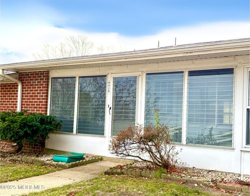 842 Inverness Ct, Lakewood, NJ, 08701-8200 | Card Image