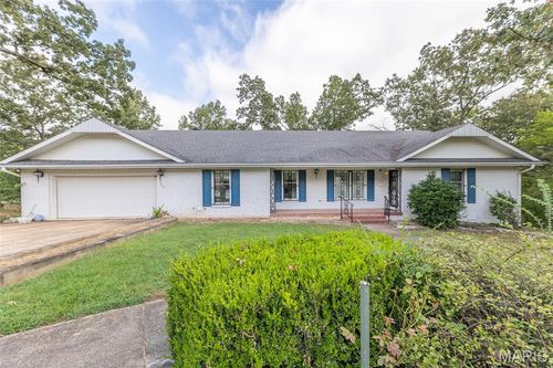 949 Robin Ln, Poplar Bluff, MO, 63901-2156 | Card Image