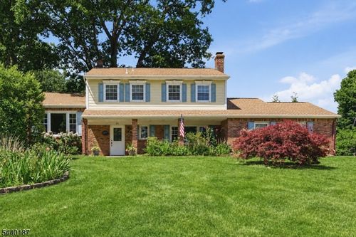 64 Fleetwood Dr, Rockaway, NJ, 07866-2222 | Card Image