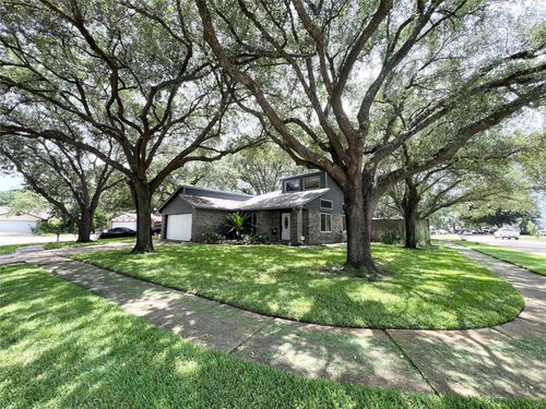3215 Keywood Ln, Katy, TX, 77449-3847 | Card Image