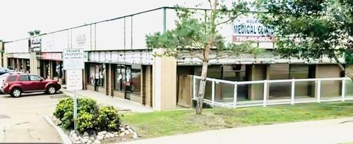 9218 34 Ave Nw, Edmonton, AB, T6E5P2 | Card Image