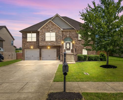 1711 Cabana Dr, Clarksville, TN, 37042-4570 | Card Image