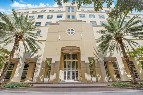 720-135 San Lorenzo Ave, Coral Gables, FL, 33146-1876 | Card Image