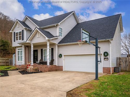 1 Hampton Rd, Winfield, WV, 25213-9633 | Card Image