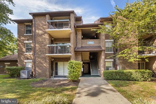 apt-302-7911 Coriander Dr, GAITHERSBURG, MD, 20879-5316 | Card Image