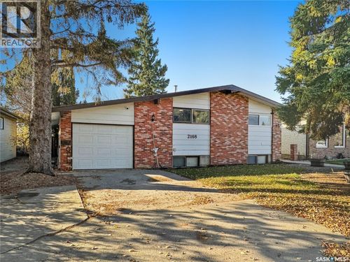 2168 Douglas Ave, North Battleford, SK, S9A3A9 | Card Image