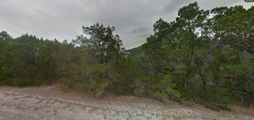 6903 Live Oak Cir, Lago Vista, TX, 78645-4776 | Card Image