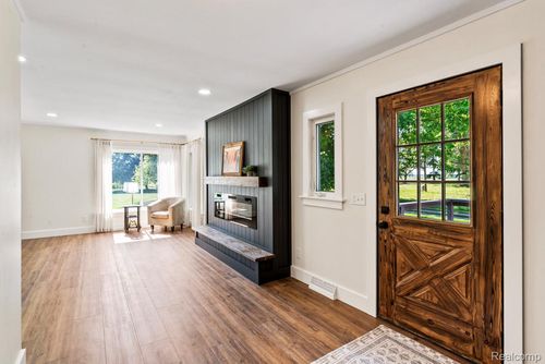 2250 Applegate Rd, Marlette, MI, 48453-8988 | Card Image