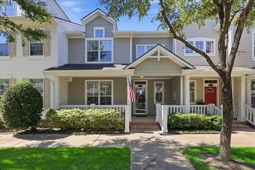 8032 Caladium Dr, North Richland Hills, TX, 76180-4748 | Card Image