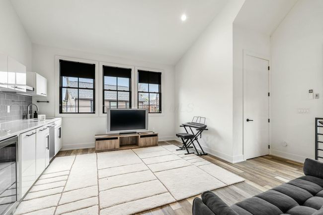 upstairs guest suite view 2 | Image 30