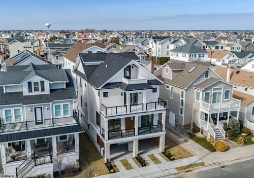 28 N Huntington Ave, MARGATE CITY, NJ, 08402-1758 | Card Image