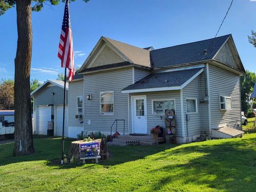 132 2nd Street, Diamond, WA, 99111 | Card Image