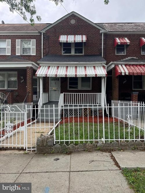 1636 Fort Davis Pl Se, WASHINGTON, DC, 20020-1007 | Card Image
