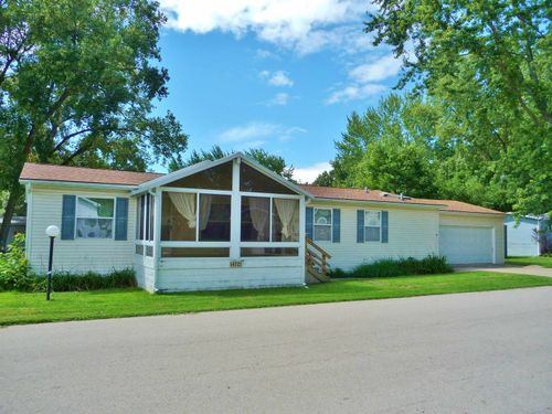 4522 Country Ln, Poplar Grove, IL, 61065-8216 | Card Image