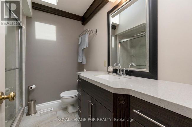 5031 Sixth Line, House other with 4 bedrooms, 3 bathrooms and 14 parking in Erin ON | Image 22