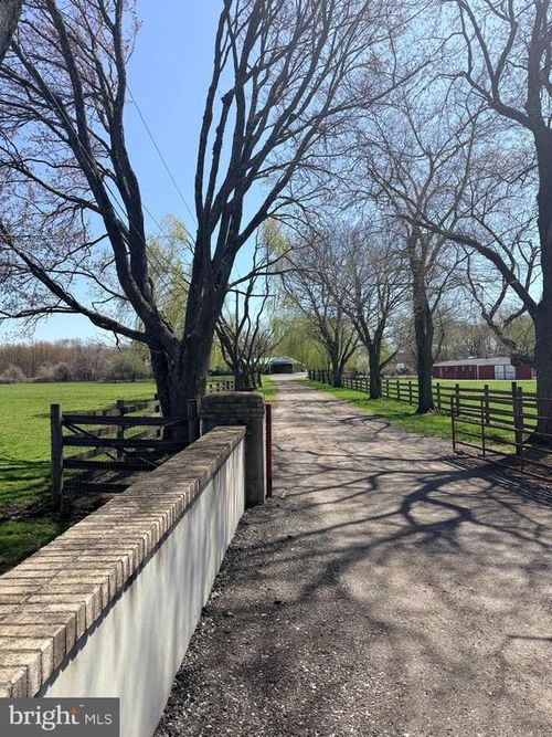 2360 Monmouth Rd, JOBSTOWN, NJ, 08041-2030 | Card Image