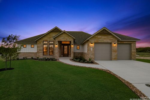 133 Emil Ln, Castroville, TX, 78009-2250 | Card Image