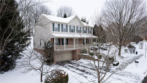 203 Chadwick Trl, Cranberry Twp, PA, 16066-7913 | Card Image