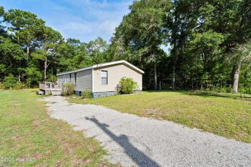 1586 W Kilbart Dr Sw, Ocean Isle Beach, NC, 28469-6105 | Card Image