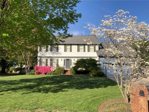 3908 Sandlewood Rd, High Point, NC, 27265-9523 | Card Image