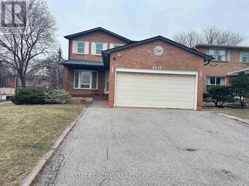 4211 Murray Hill Cres, Mississauga, ON, L5C4J6 | Card Image