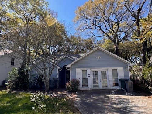 2105 Tucson Ave, Pensacola, FL, 32526-1349 | Card Image