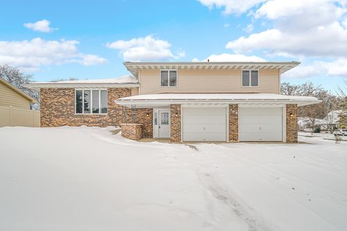 308 King Henry Dr, Schererville, IN, 46375-1812 | Card Image