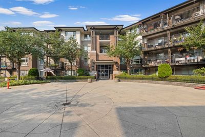 215 - 11665 Haney Bypass, Condo with 2 bedrooms, 2 bathrooms and 1 parking in Maple Ridge BC | Image 1