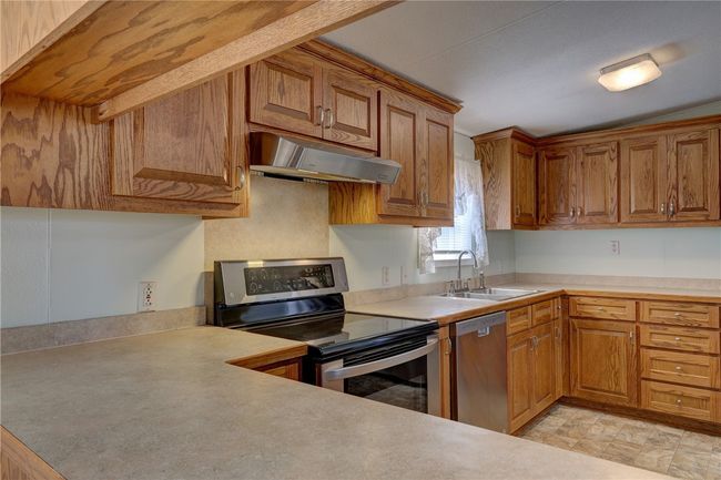 117 E Denmark St, House other with 3 bedrooms, 2 bathrooms and 2 parking in Walnut Springs TX | Image 11