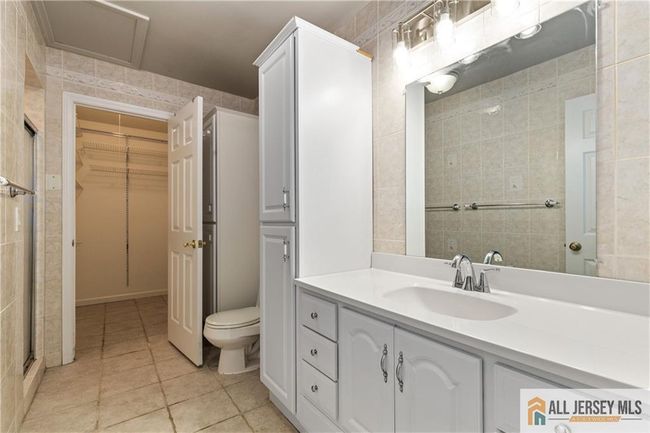 179 Hidden Ct, House other with 2 bedrooms, 2 bathrooms and null parking in Old Bridge NJ | Image 25