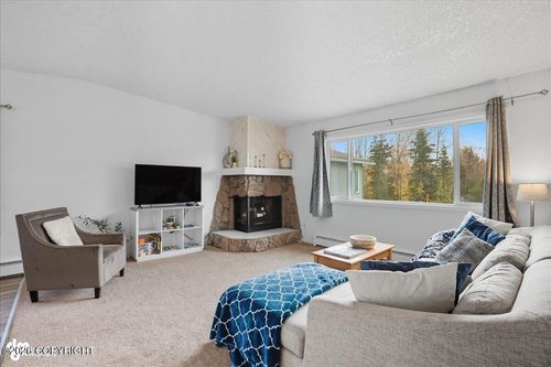 2601 32nd Ave, Anchorage, AK, 99517-1828 | Card Image