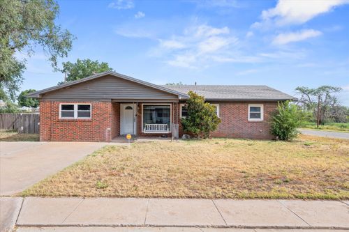 1007 2nd St, Plains, TX, 79355 | Card Image