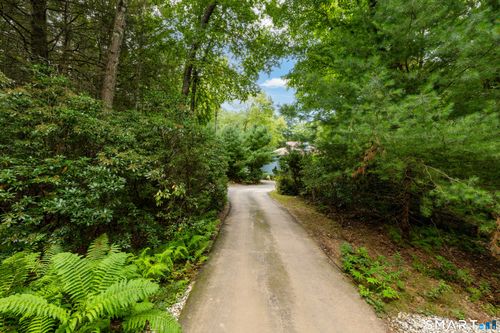 411 Cherry Brook Rd, Canton, CT, 06019-4515 | Card Image