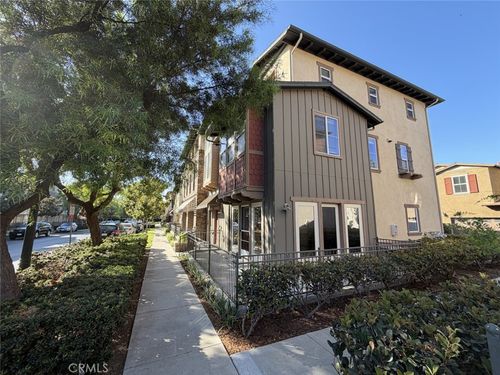 274 Tustin Field Dr, Tustin, CA, 92782-6523 | Card Image