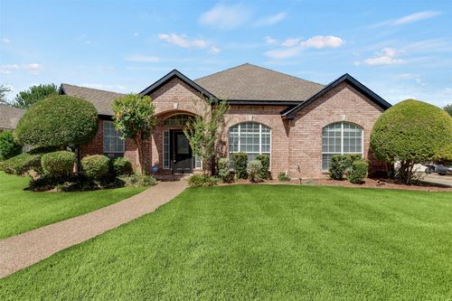 517 Quick Silver Dr, DeSoto, TX, 75115-3679 | Card Image