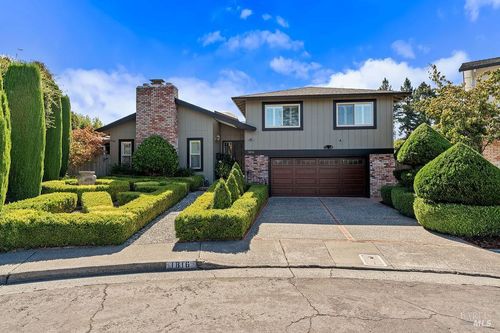 1816 Sherwood Circle, Santa Rosa, CA, 95405 | Card Image