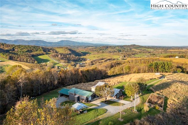200 Bp Tree Farm Ln, House other with 3 bedrooms, 3 bathrooms and null parking in Sparta NC | Image 37