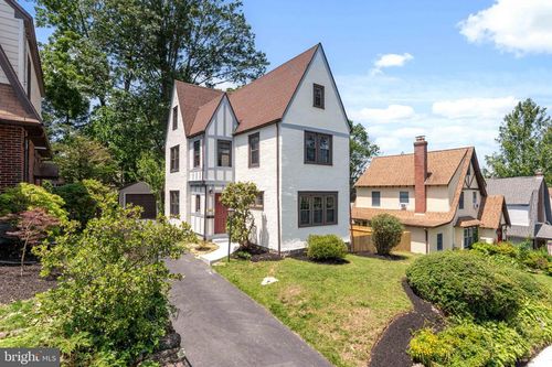 2418 Rosewood Ln, HAVERTOWN, PA, 19083-1608 | Card Image