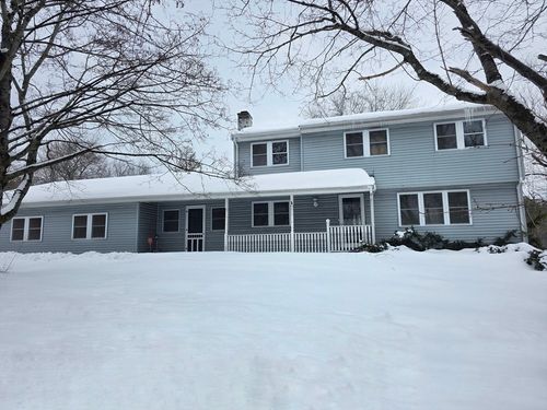 232 School St, Groveland, MA, 01834-1732 | Card Image