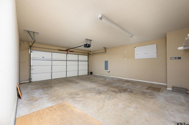 153 Candlelight Cv, House other with 3 bedrooms, 2 bathrooms and null parking in Holly Lake Ranch TX | Image 13